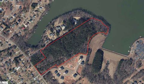 355 Gibbs Road Wellford SC 29385