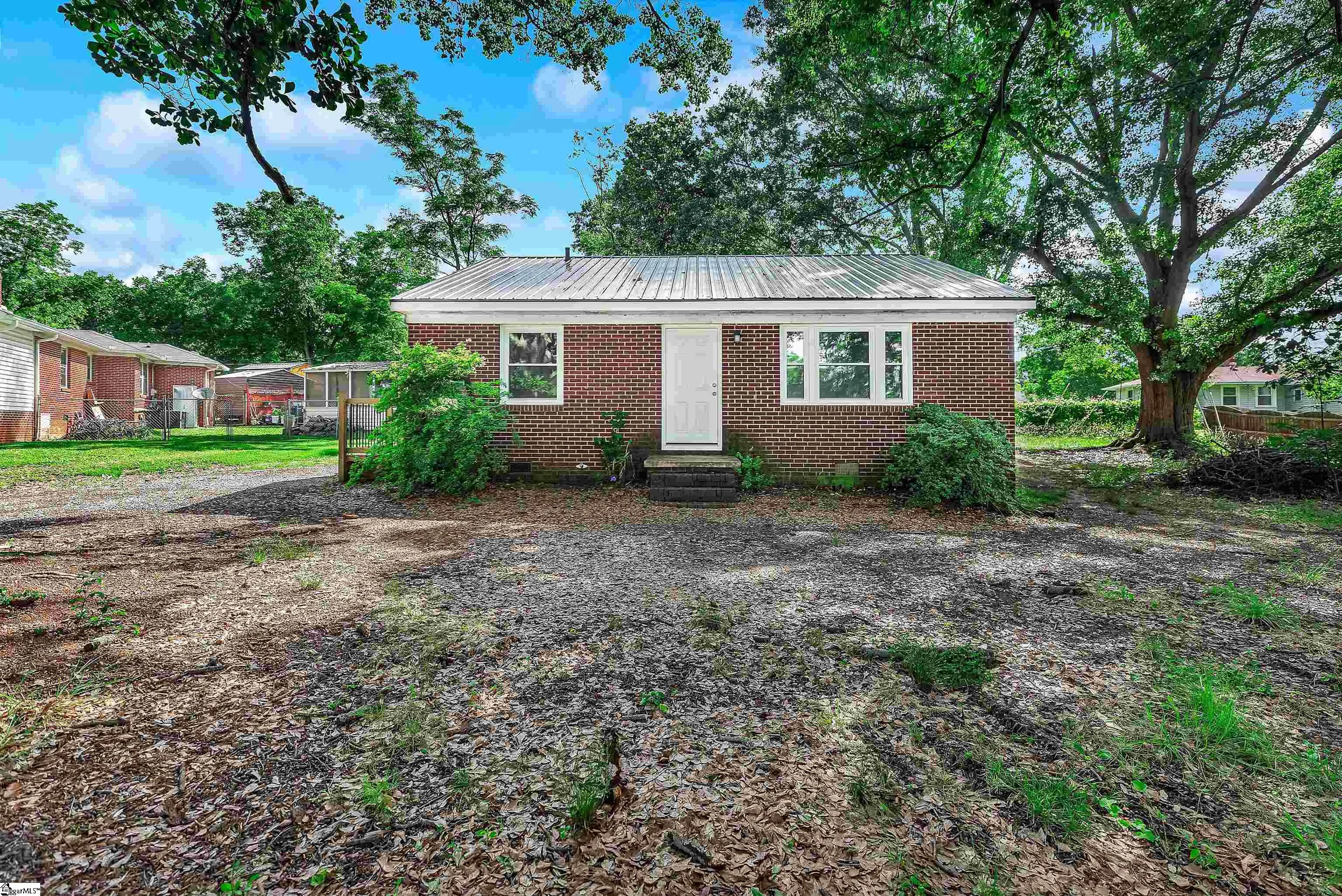 101 Mimosa Court