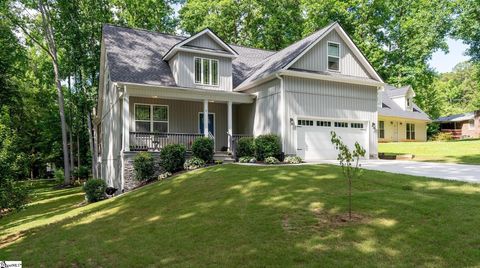 Photo of 8 Spur Drive, Travelers Rest, SC 29690 (MLS # 1580135)