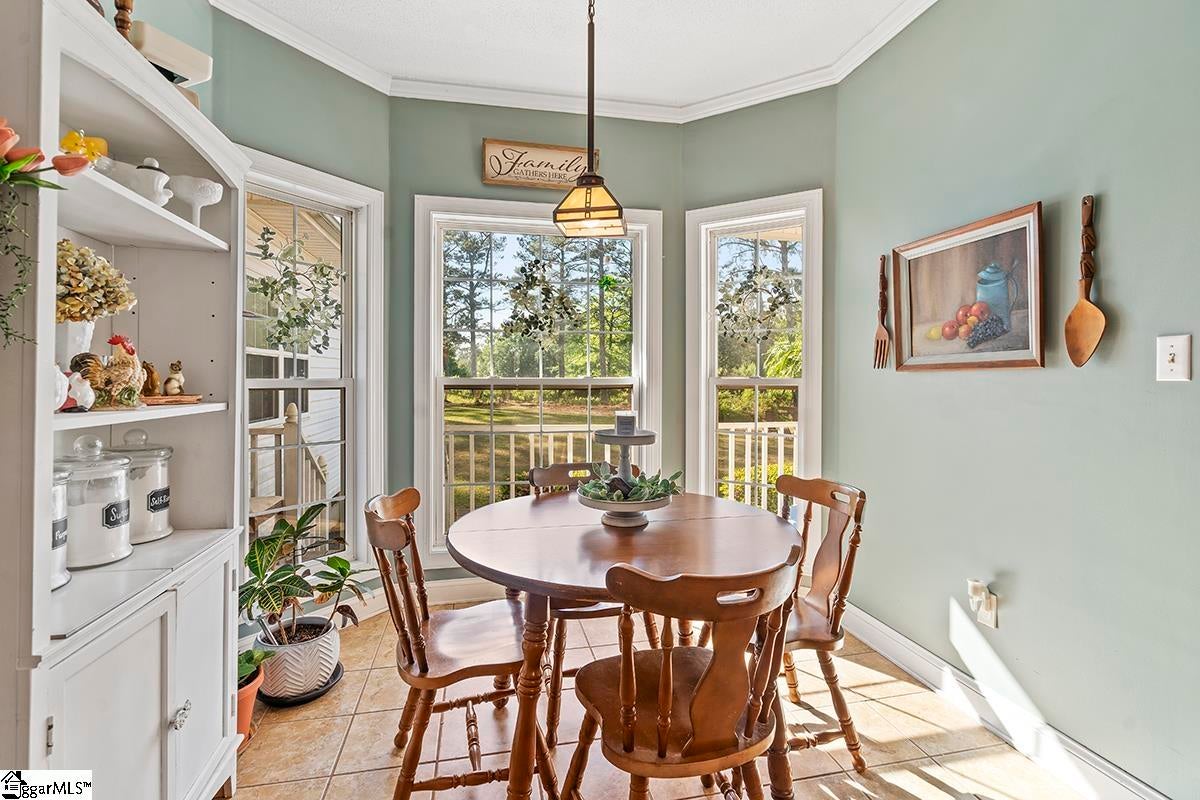 317 Green Oaks Rd