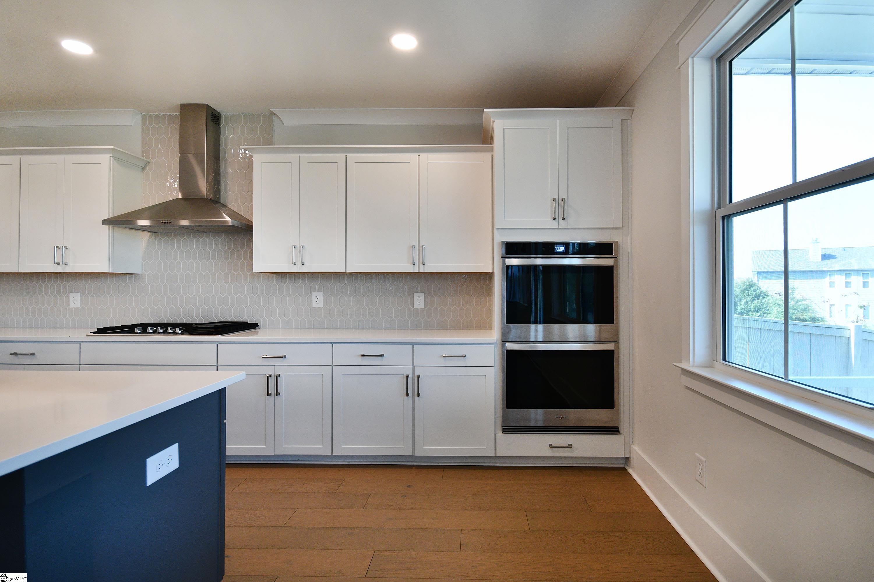 Greenville, South Carolina 29607, United States, 5 Bedrooms Bedrooms, ,5 BathroomsBathrooms,Residential,Active,204526