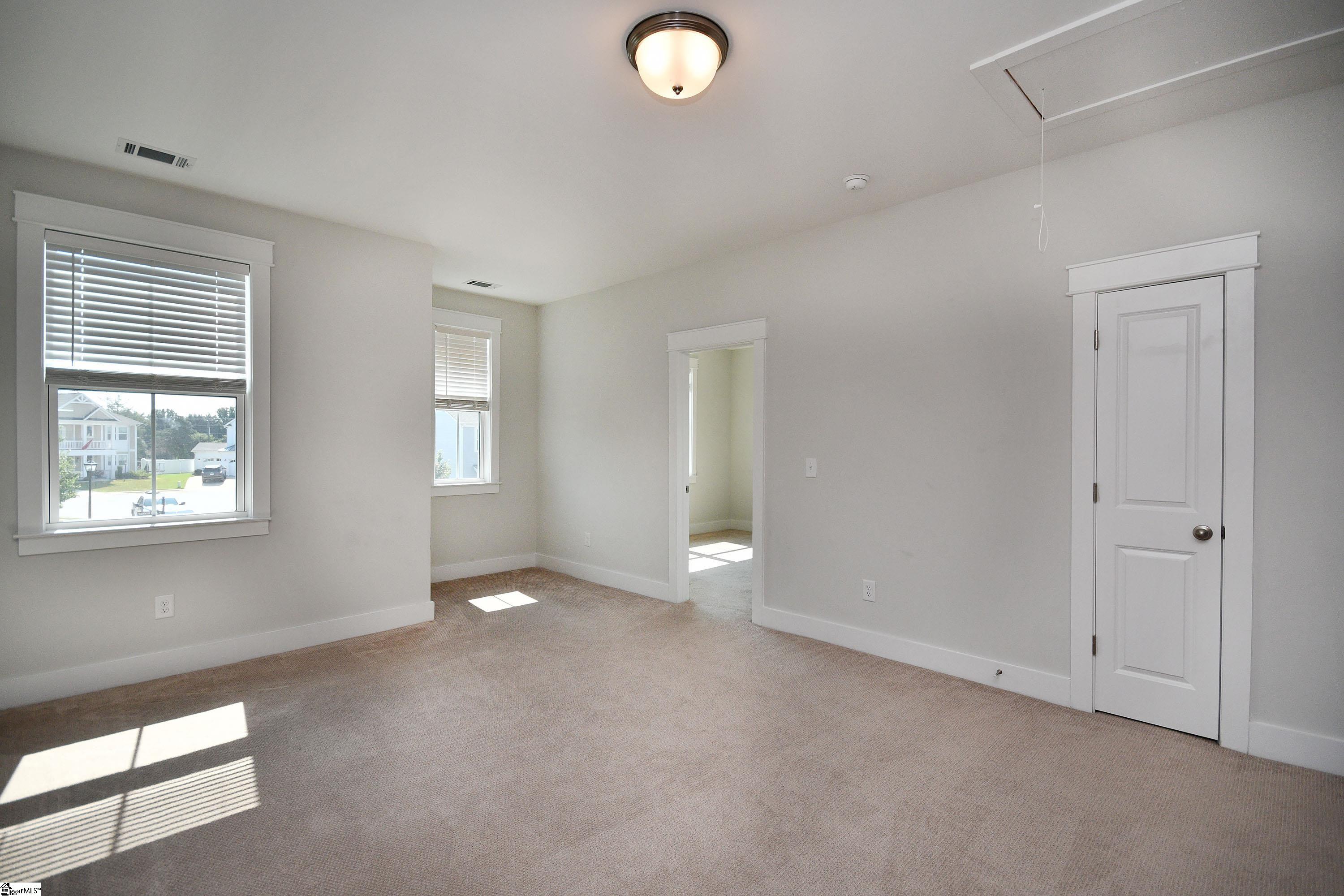 Greenville, South Carolina 29607, United States, 5 Bedrooms Bedrooms, ,5 BathroomsBathrooms,Residential,Active,204526