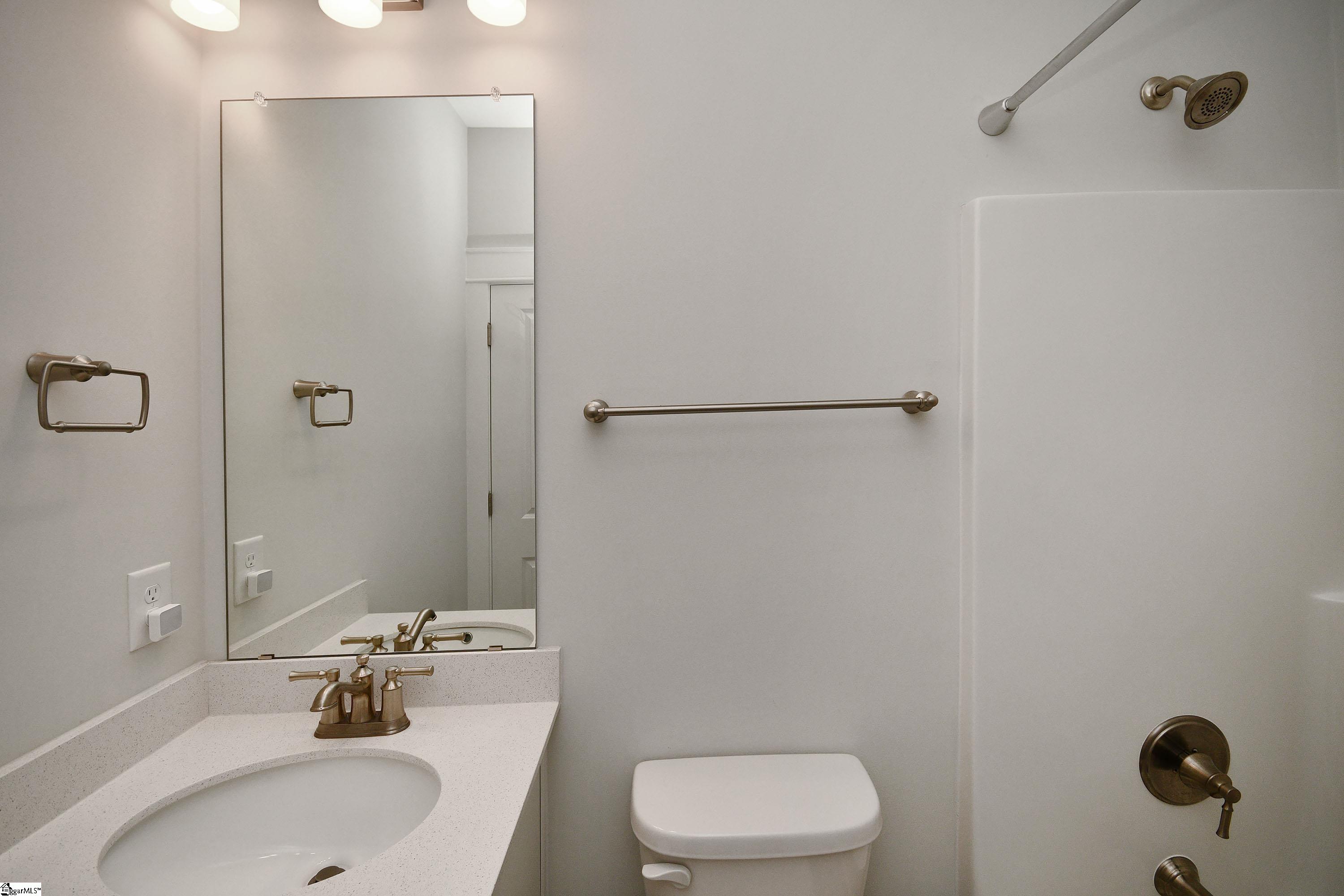 Greenville, South Carolina 29607, United States, 5 Bedrooms Bedrooms, ,5 BathroomsBathrooms,Residential,Active,204526