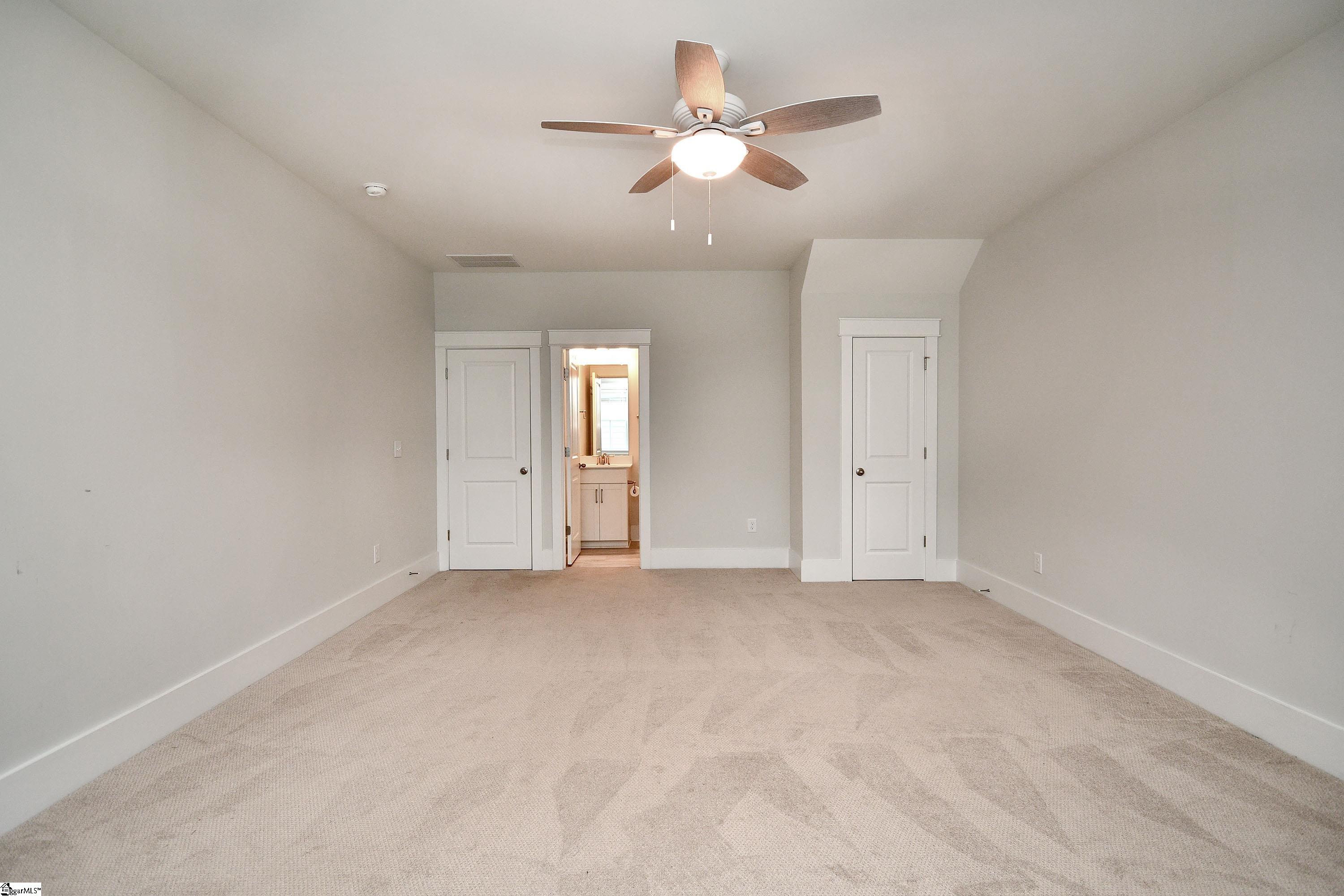 Greenville, South Carolina 29607, United States, 5 Bedrooms Bedrooms, ,5 BathroomsBathrooms,Residential,Active,204526