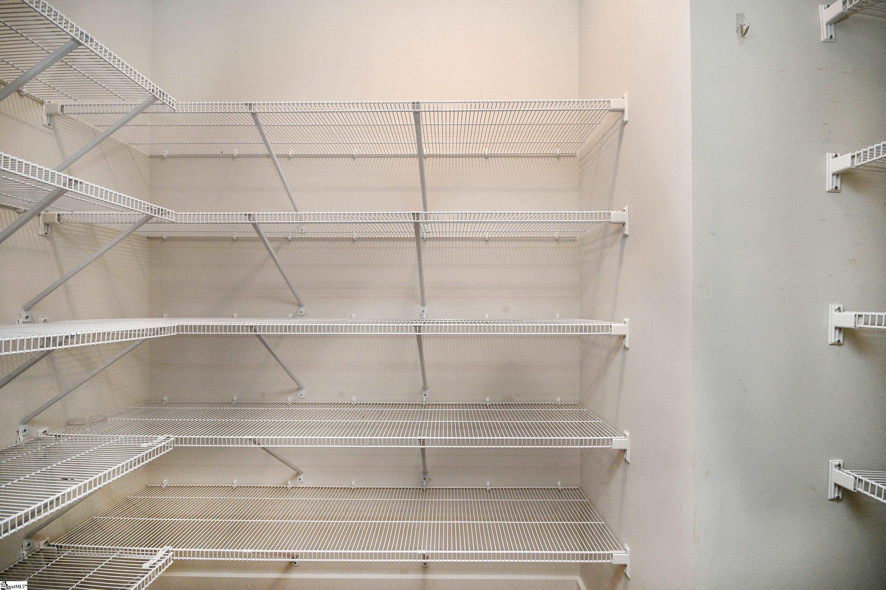 Greenville, South Carolina 29607, United States, 5 Bedrooms Bedrooms, ,5 BathroomsBathrooms,Residential,Active,204526