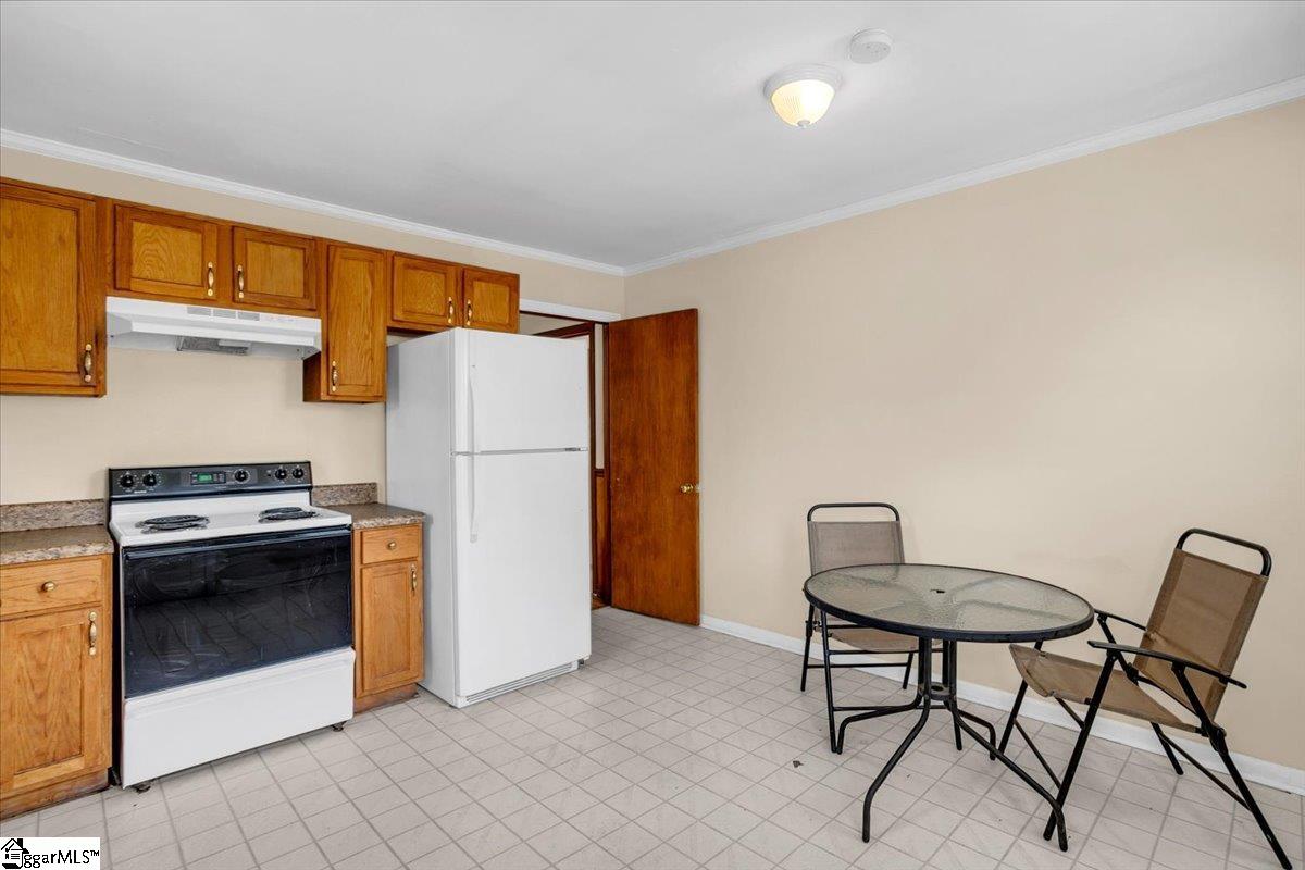 Greenville, South Carolina 29611, United States, 3 Bedrooms Bedrooms, ,2 BathroomsBathrooms,Residential,Active,177926