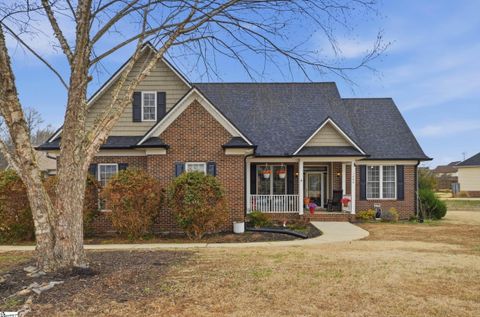 Photo of 1080 Corie Crest Drive, Boiling Springs, SC 29316 (MLS # 1583742)