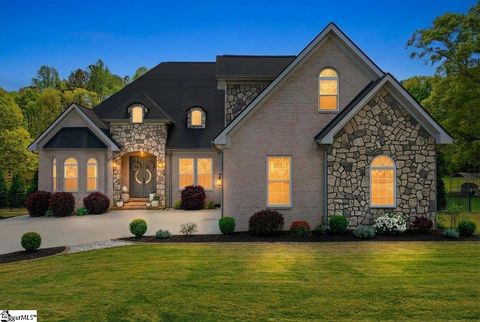 Photo of 126 Na Lin Way, Belton, SC 29627 (MLS # 1587037)