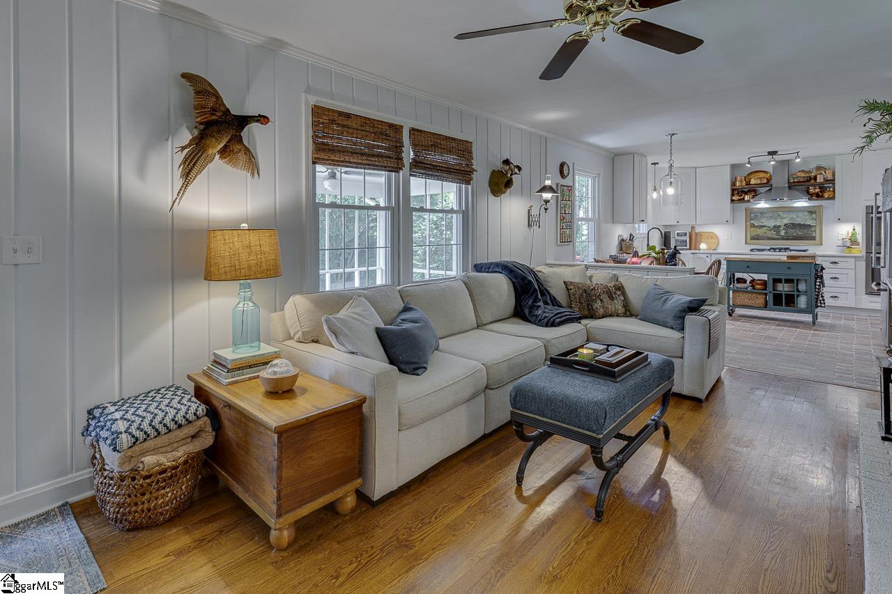 Greenville, South Carolina 29615, United States, 3 Bedrooms Bedrooms, ,2 BathroomsBathrooms,Residential,Contingent,130522