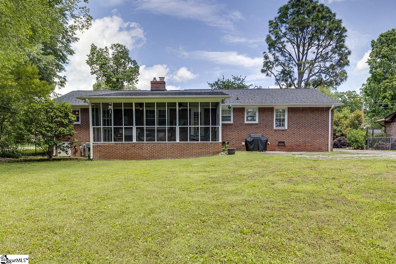 Greenville, South Carolina 29615, United States, 3 Bedrooms Bedrooms, ,2 BathroomsBathrooms,Residential,Contingent,130522