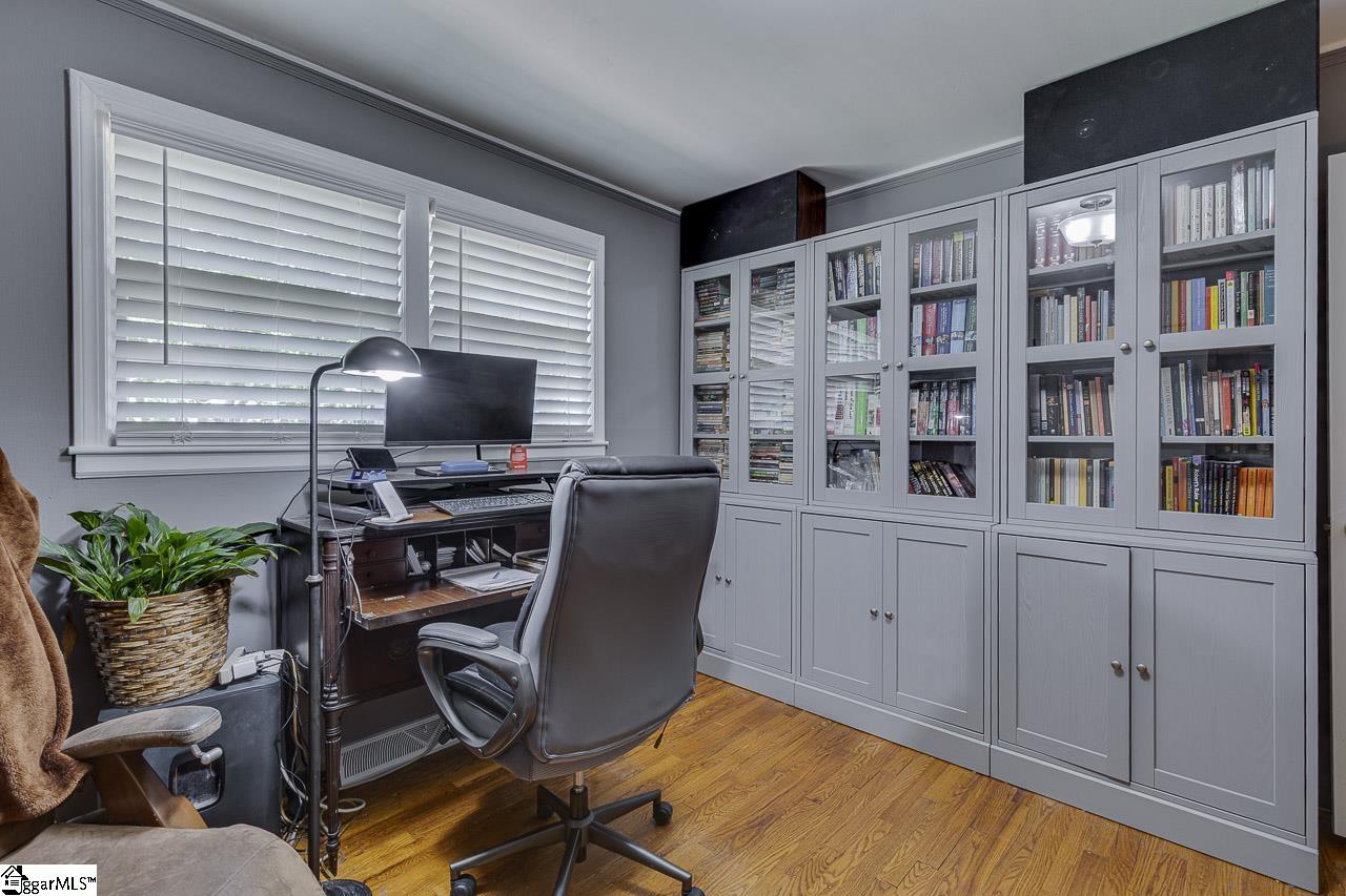 Greenville, South Carolina 29615, United States, 3 Bedrooms Bedrooms, ,2 BathroomsBathrooms,Residential,Contingent,130522