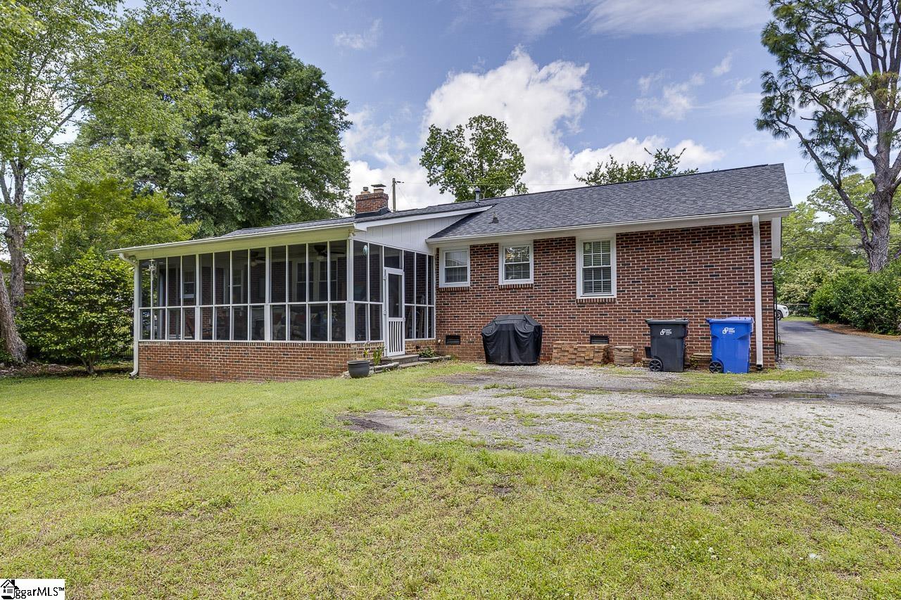 Greenville, South Carolina 29615, United States, 3 Bedrooms Bedrooms, ,2 BathroomsBathrooms,Residential,Contingent,130522