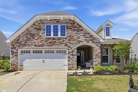 Photo of 284 Double Crest Drive, Greer, SC 29687 (MLS # 1591974)