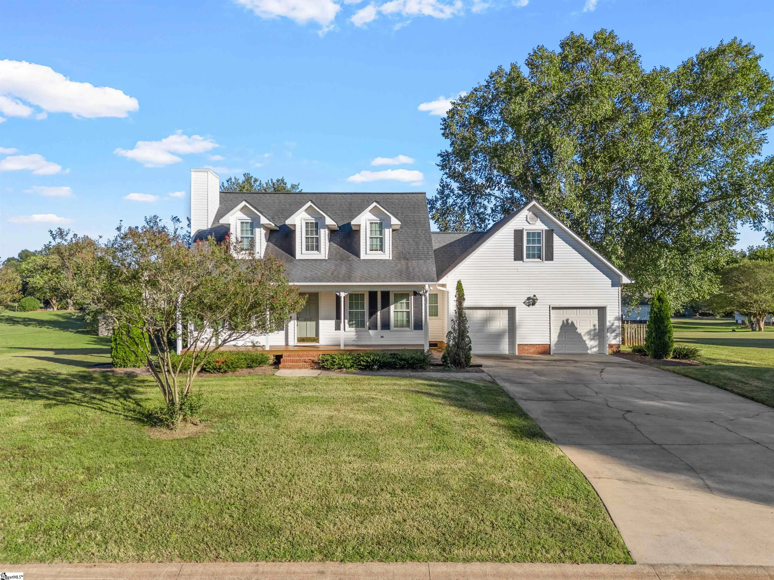 207 SW Fieldsedge Drive