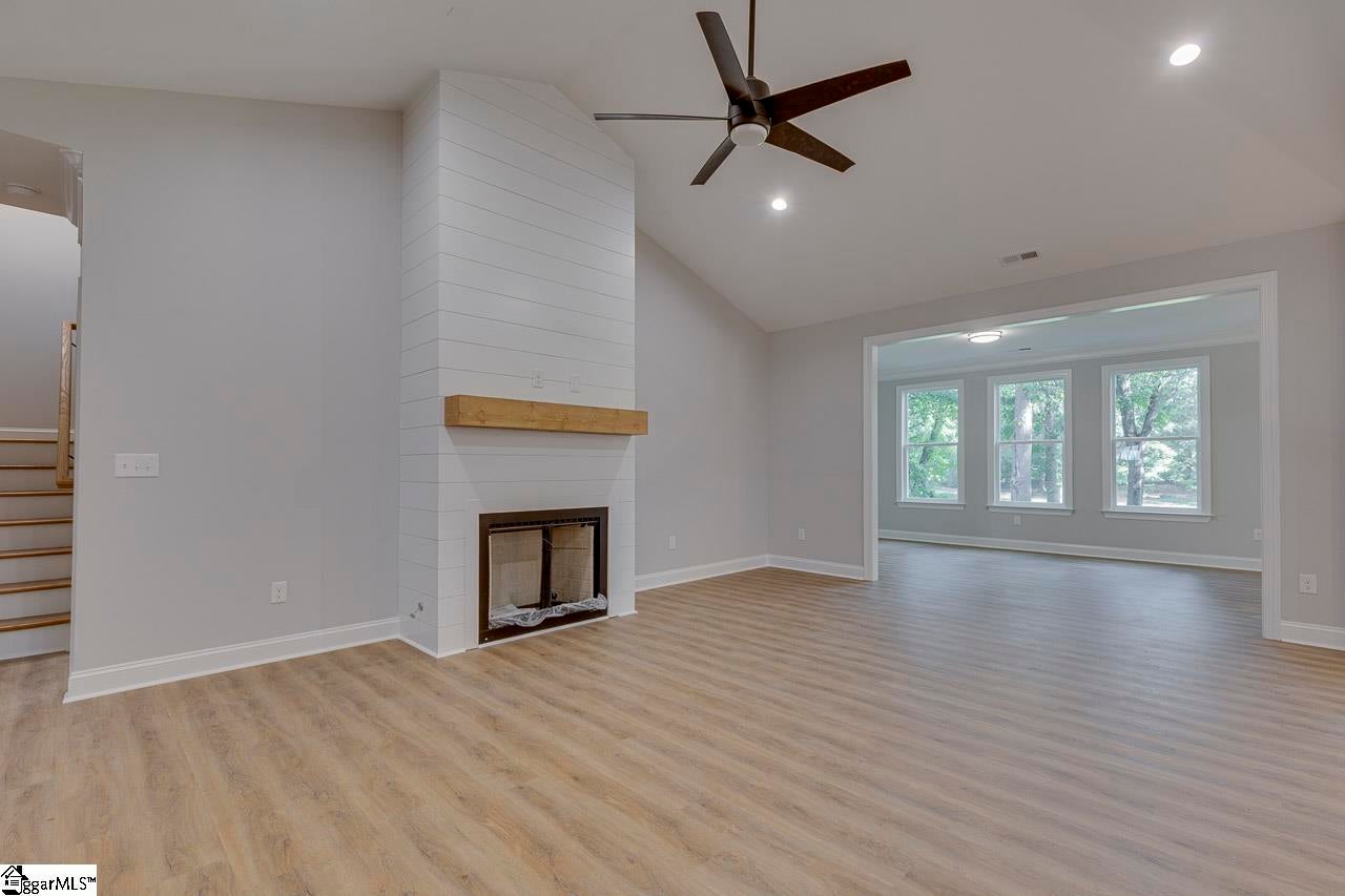513 Quail Hollow Road