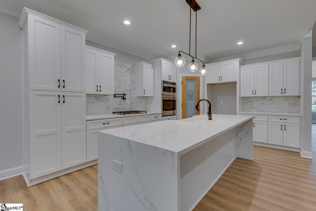 513 Quail Hollow Road