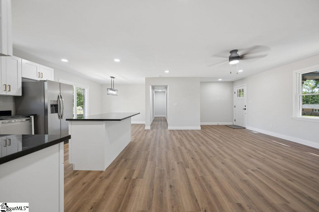 218 Ridgecrest Way