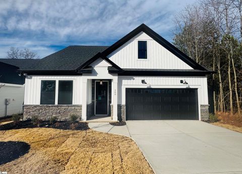 200 Highland Street Taylors SC 29687