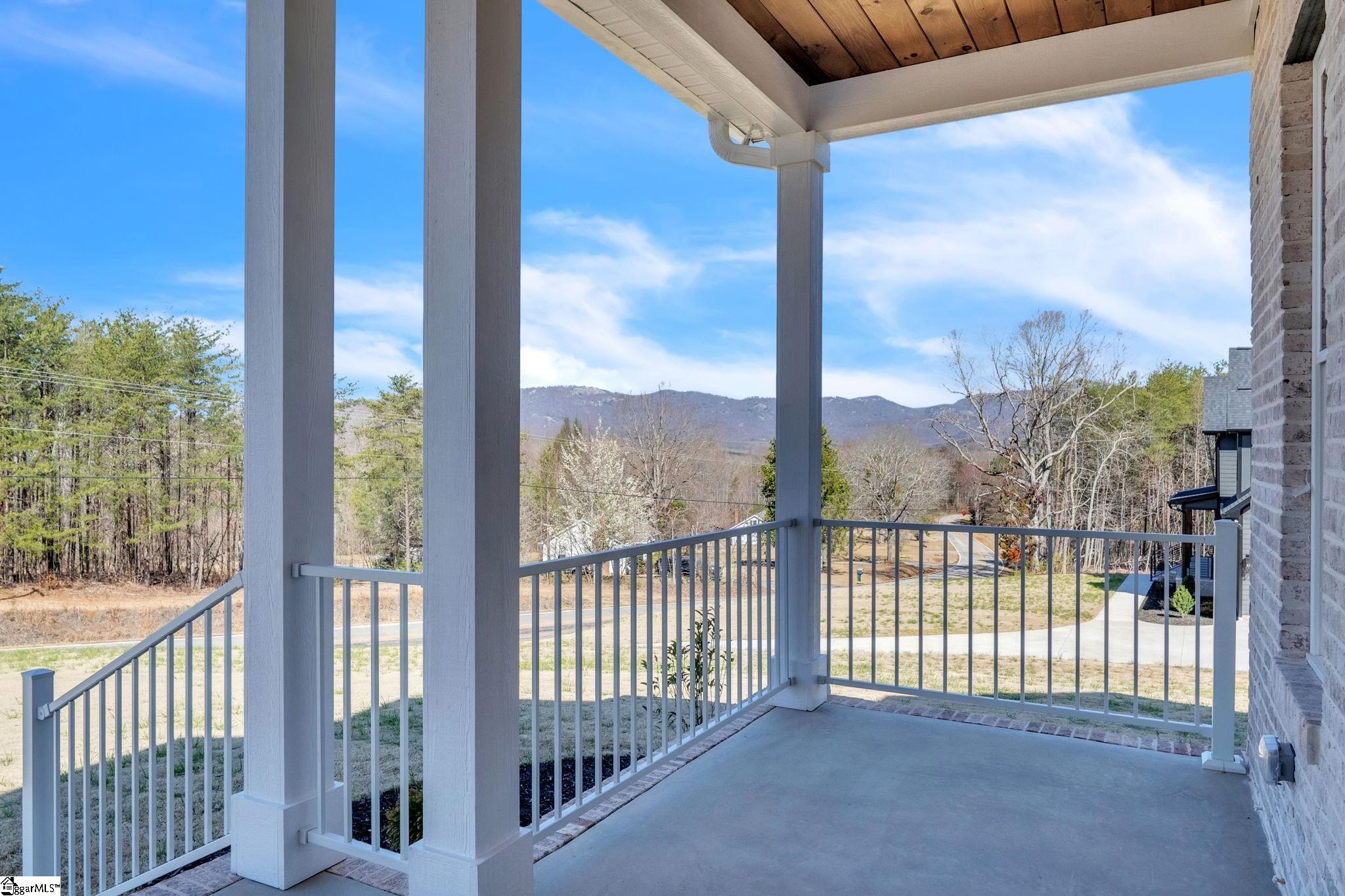 239 S Glassy Mountain Road