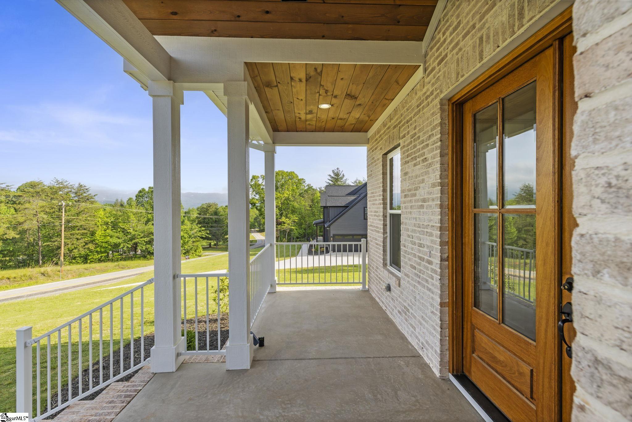 239 S Glassy Mountain Road