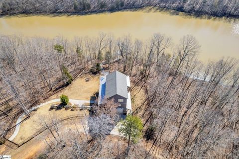Photo of 890 Franklin Road, Laurens, SC 29360 (MLS # 1578373)