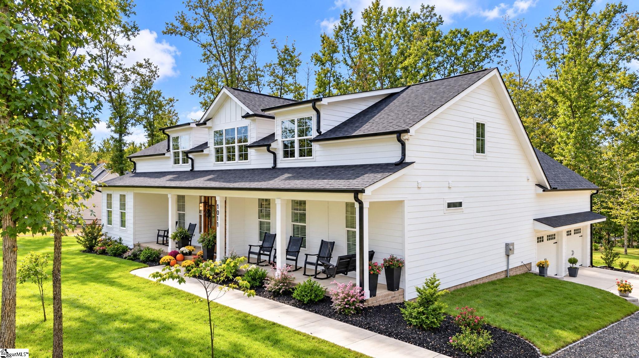 1011 Center Road