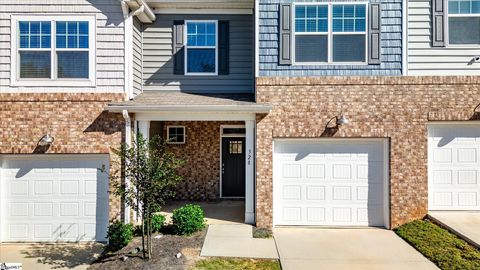 Photo of 328 E Compass Way, Easley, SC 29640 (MLS # 1573935)