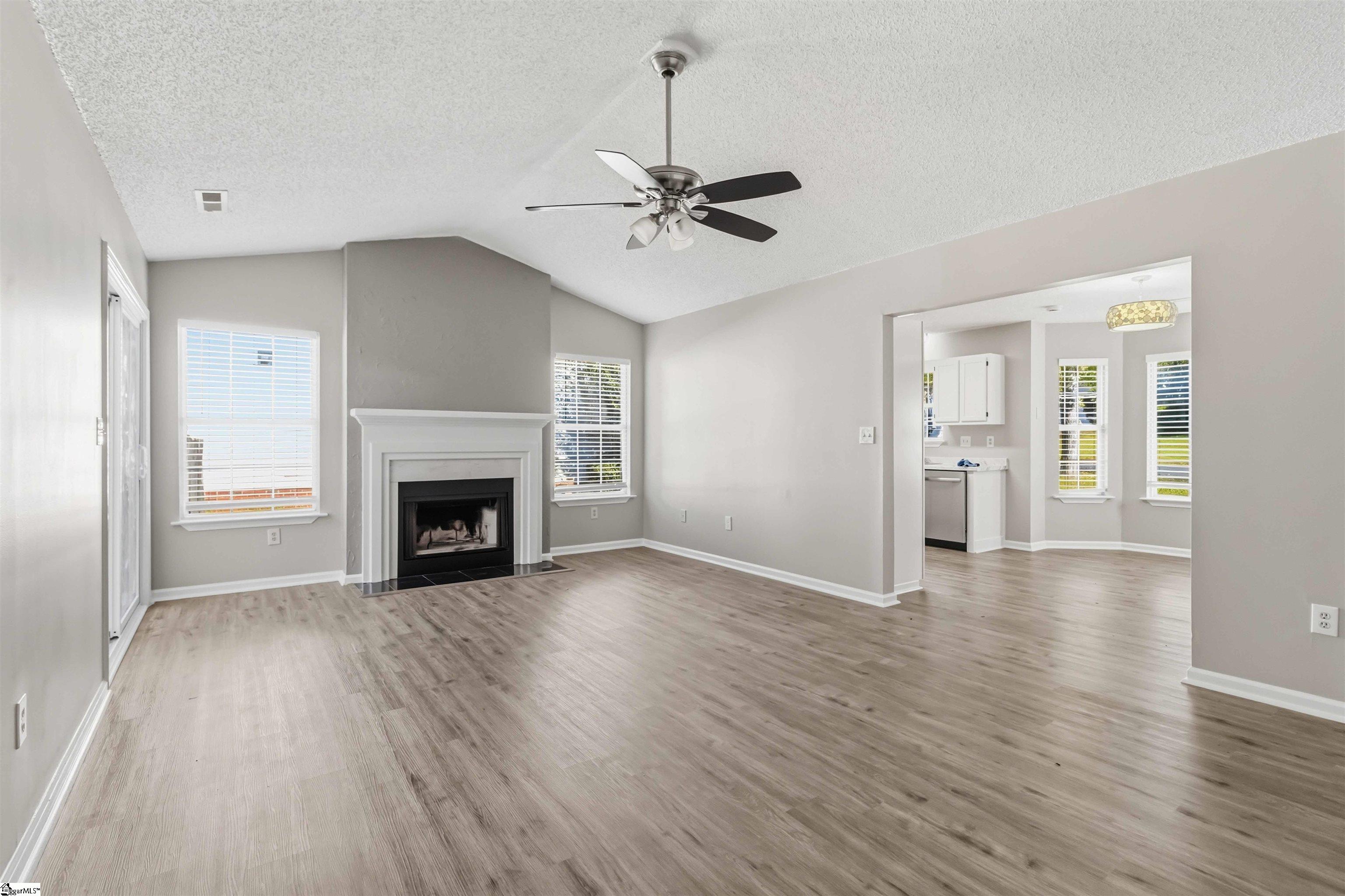 205 Riverside Chase Circle