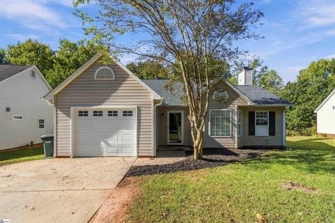 Photo of 205 Riverside Chase Circle, Greer, SC 29650 (MLS # 1606866)