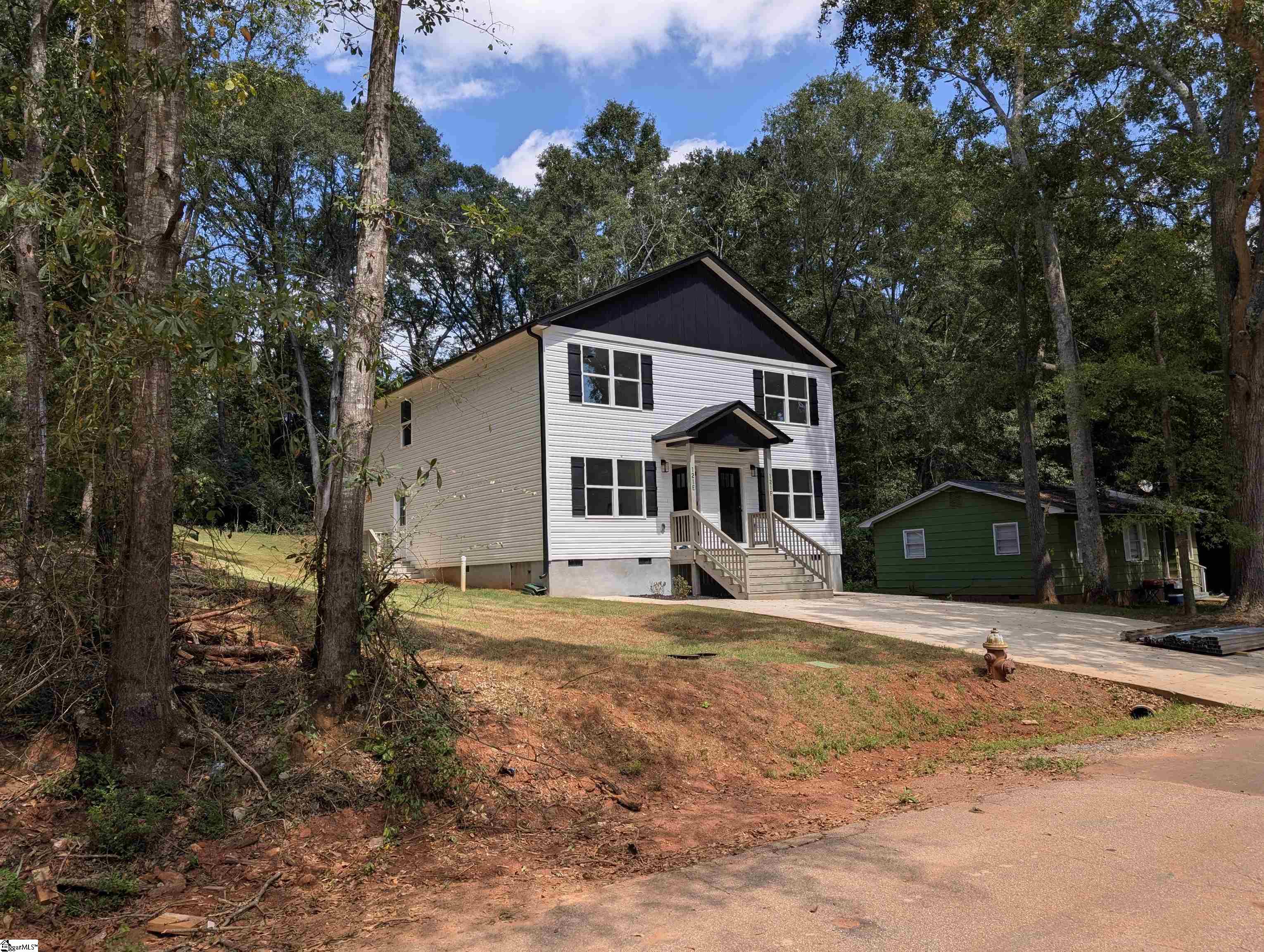 120-126 Brookmeade Drive