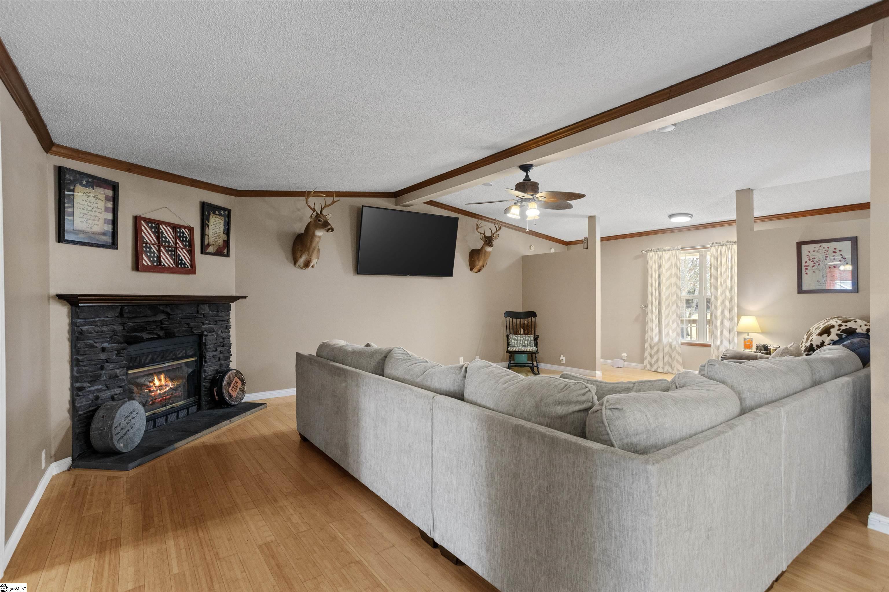 1320 Highway 182