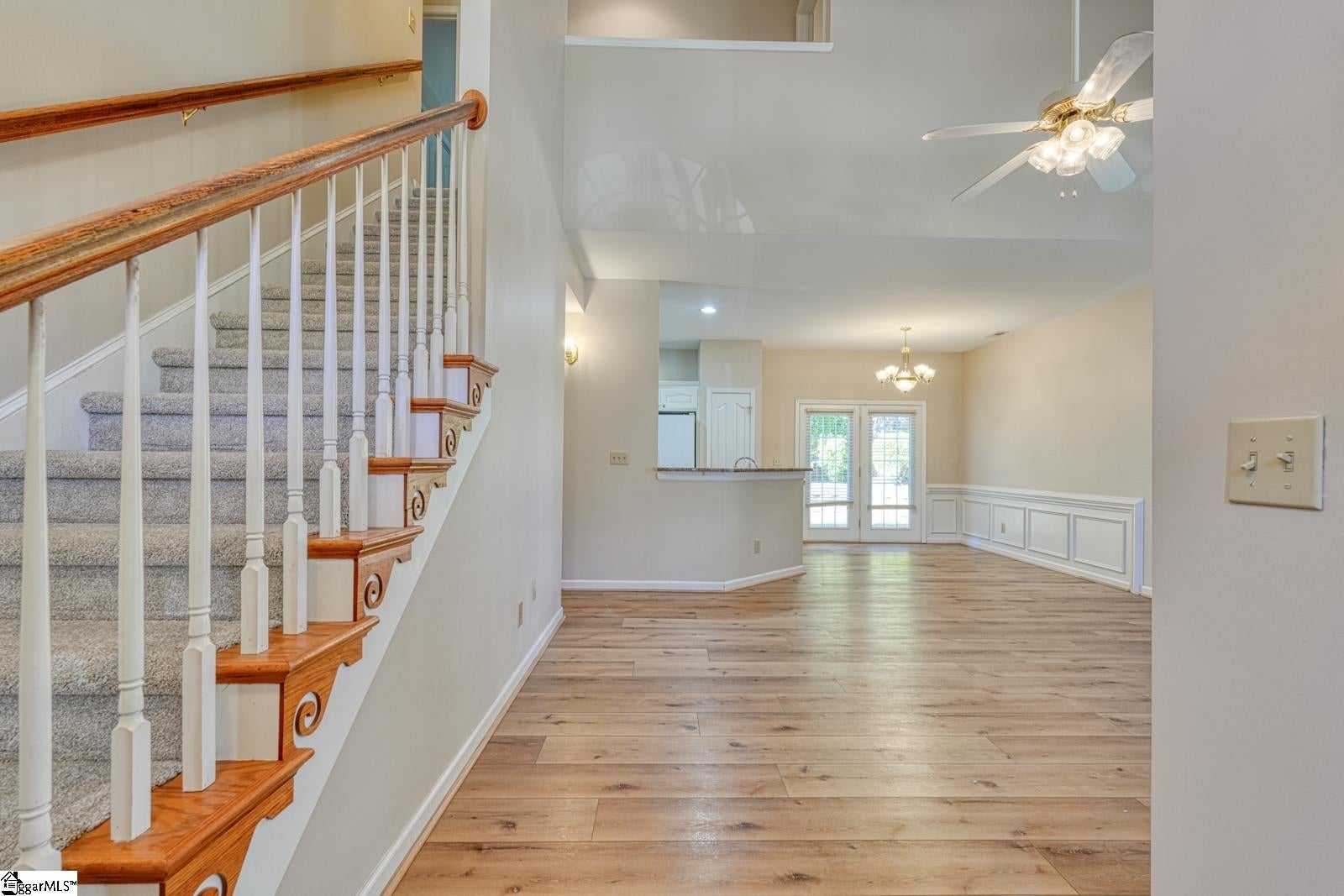 Real Estate Search 3 840 Laurelcreek Drive