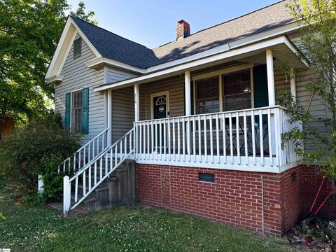 Photo of 210 Anderson Street, Piedmont, SC 29673 (MLS # 1588997)