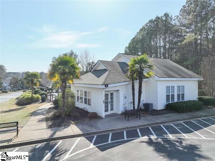 118 University Village Drive