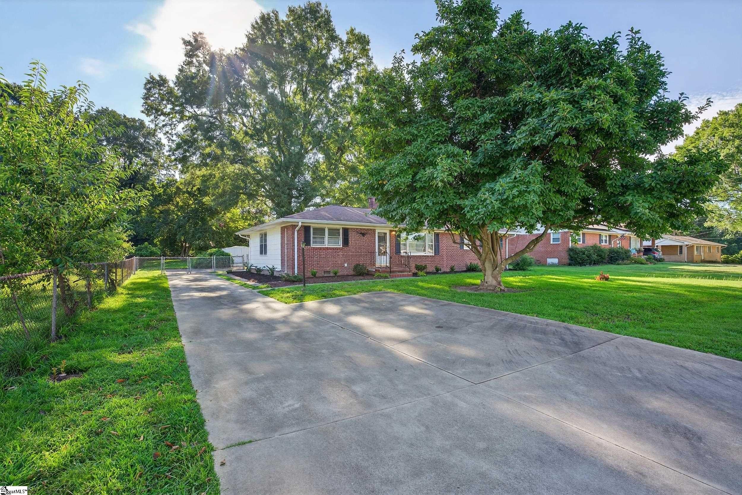 Real Estate Search 2 106 Keloy Street