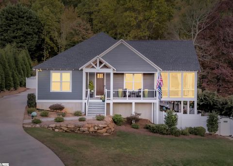 Photo of 208 Mountain Edge Court, Greenville, SC 29609 (MLS # 1574779)