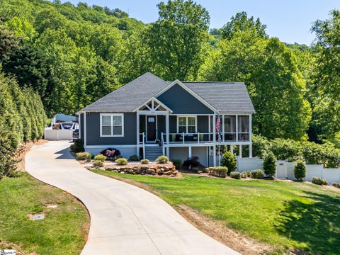 Photo for 208 Mountain Edge Court