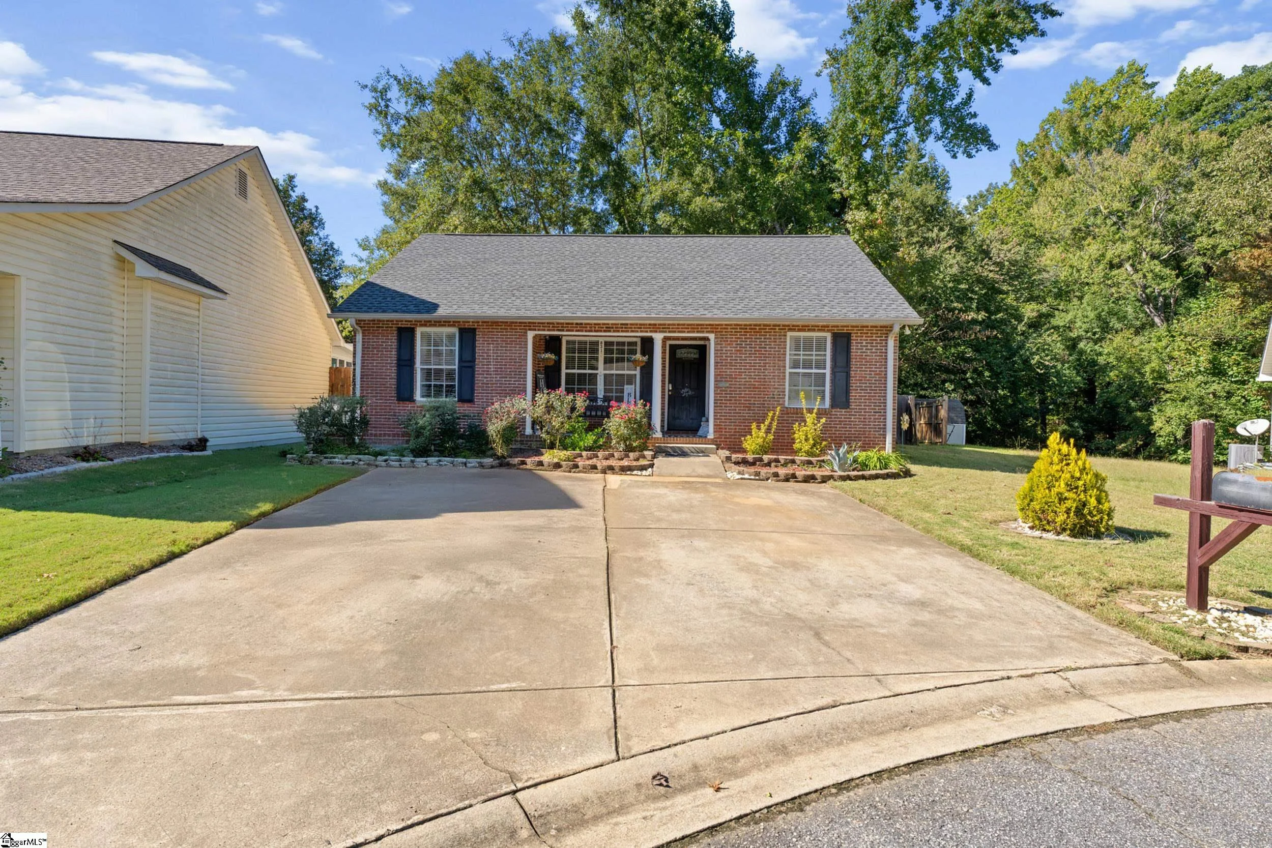 831 N Gray Beaver Court