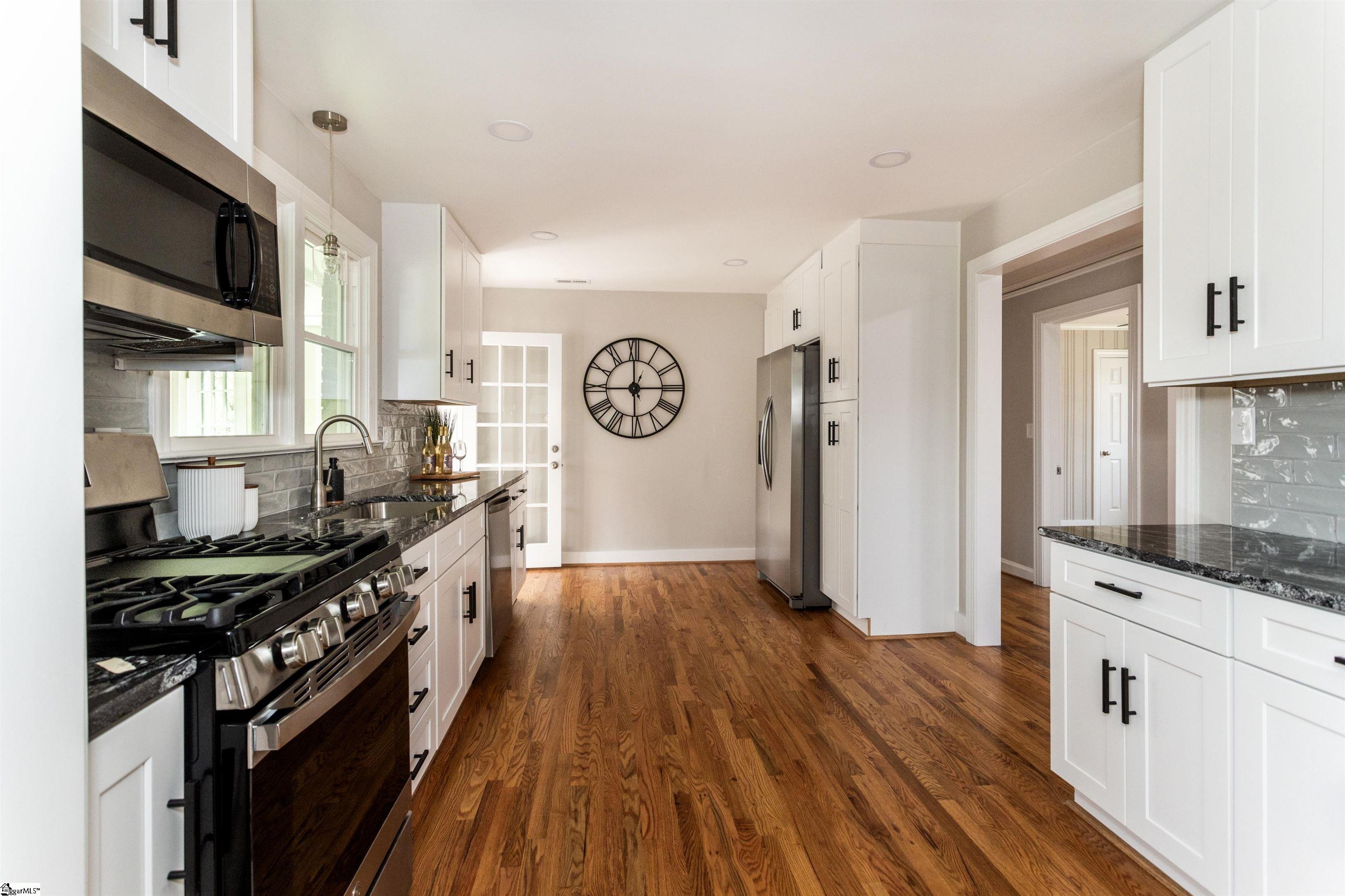 Greenville, South Carolina 29615, United States, 3 Bedrooms Bedrooms, ,2 BathroomsBathrooms,Residential,Active,76567