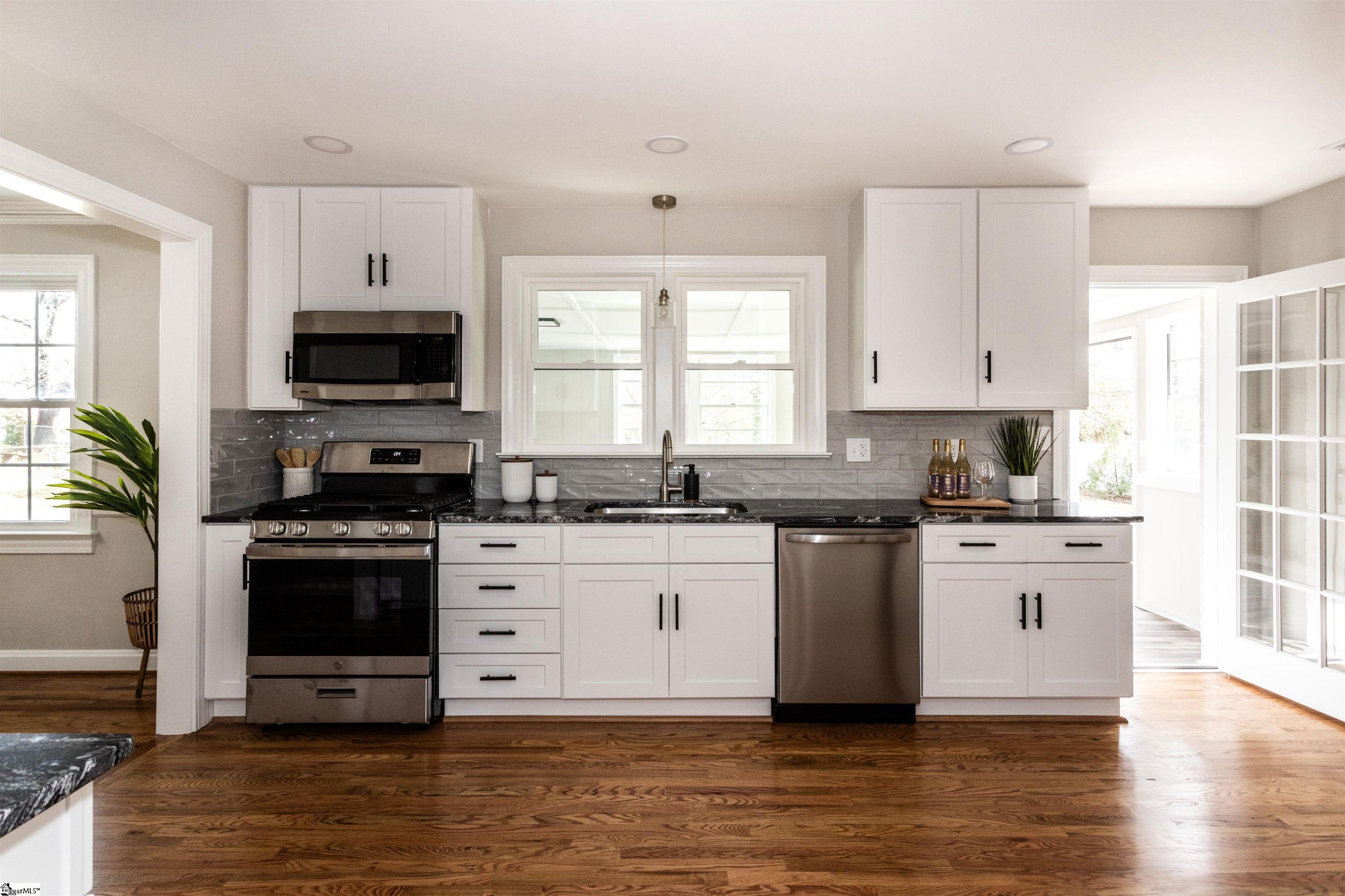 Greenville, South Carolina 29615, United States, 3 Bedrooms Bedrooms, ,2 BathroomsBathrooms,Residential,Active,76567