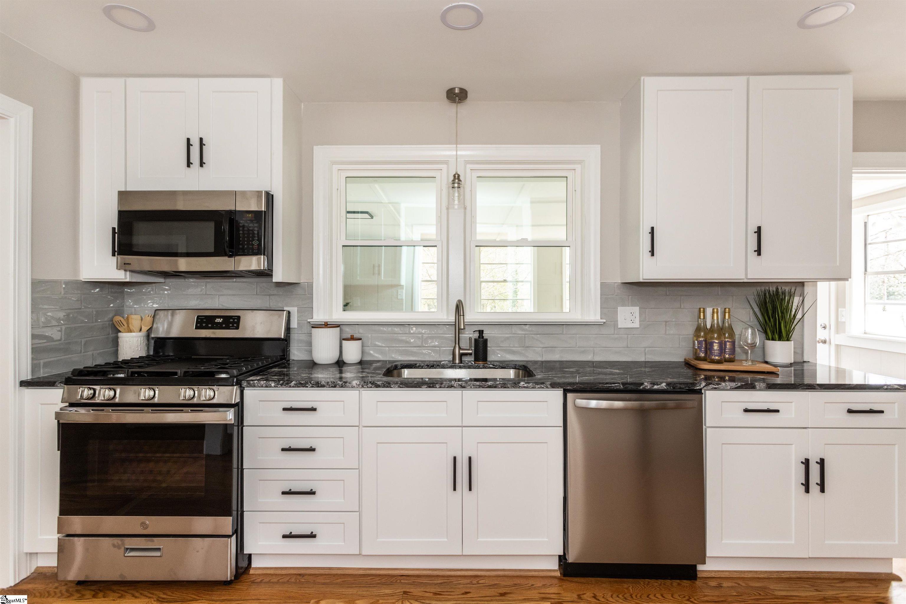 Greenville, South Carolina 29615, United States, 3 Bedrooms Bedrooms, ,2 BathroomsBathrooms,Residential,Active,76567