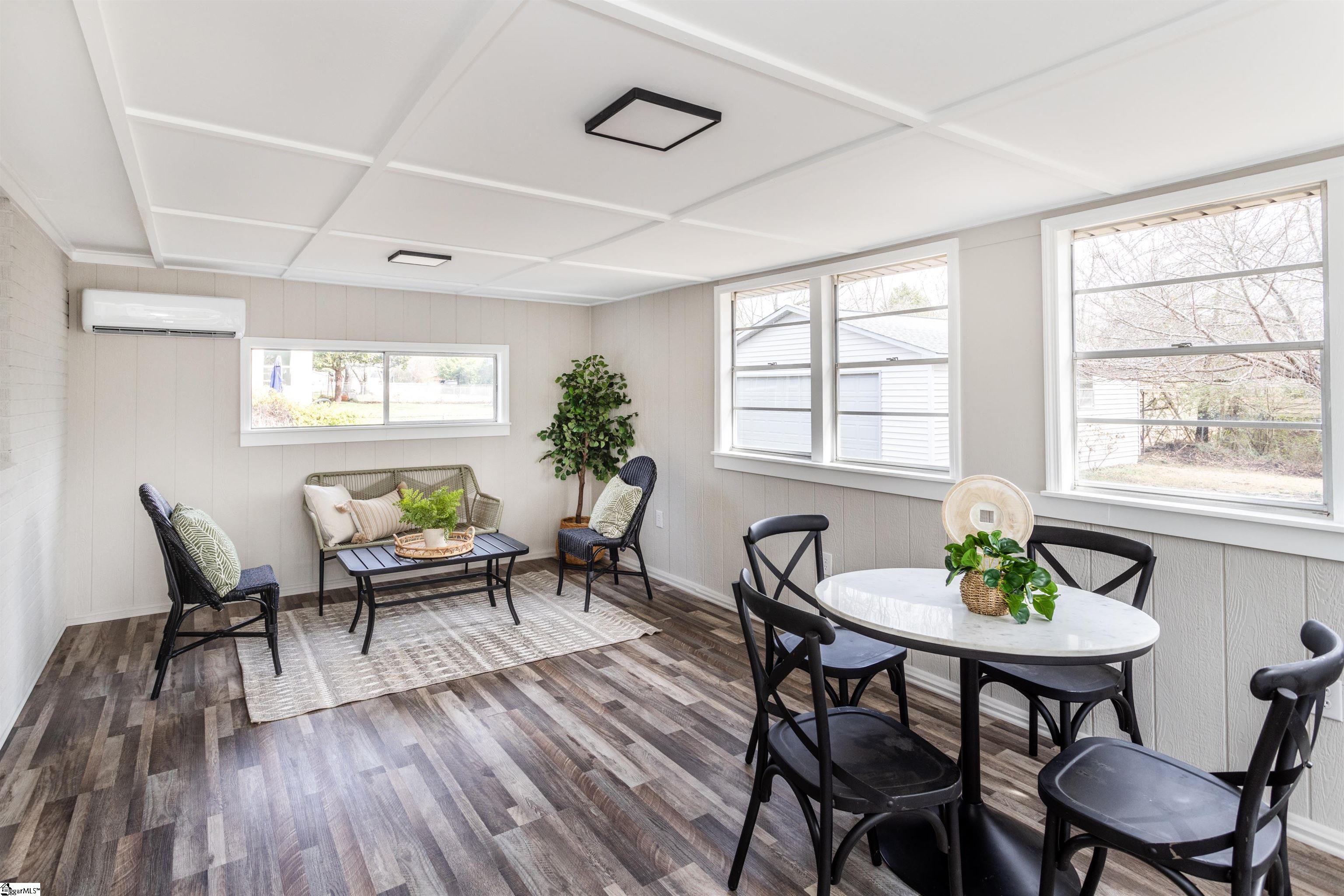 Greenville, South Carolina 29615, United States, 3 Bedrooms Bedrooms, ,2 BathroomsBathrooms,Residential,Active,76567