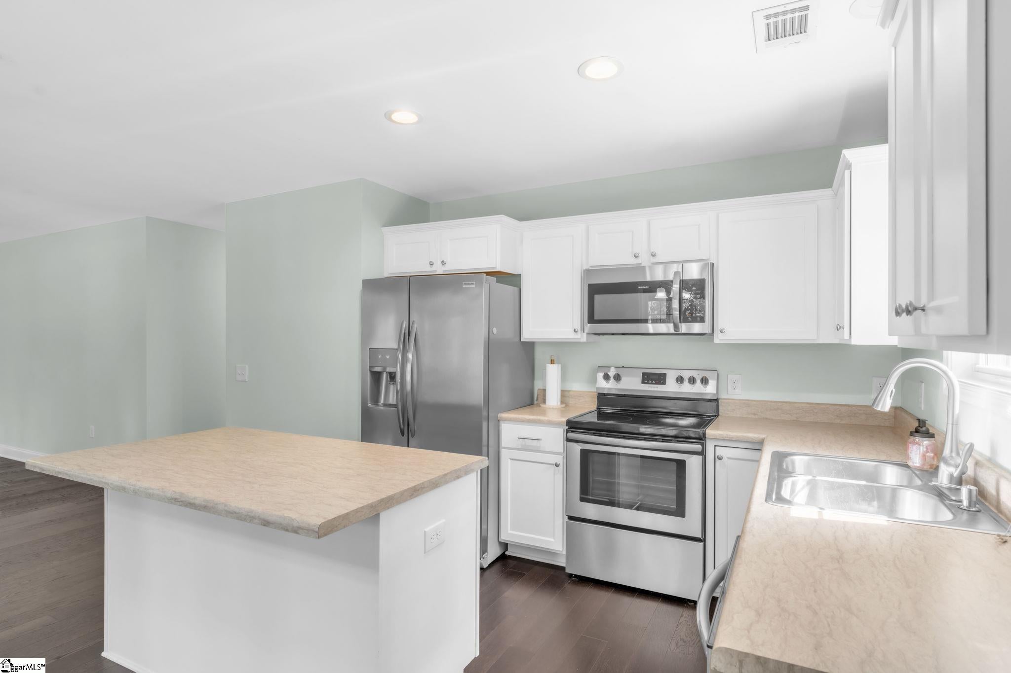 14047 E Camelia Lane