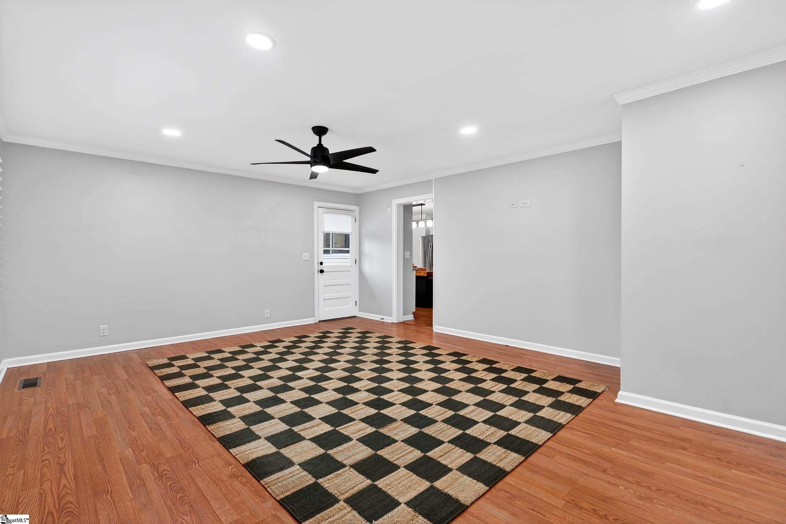 Greenville, South Carolina 29609, United States, 4 Bedrooms Bedrooms, ,2 BathroomsBathrooms,Residential,Active,252356