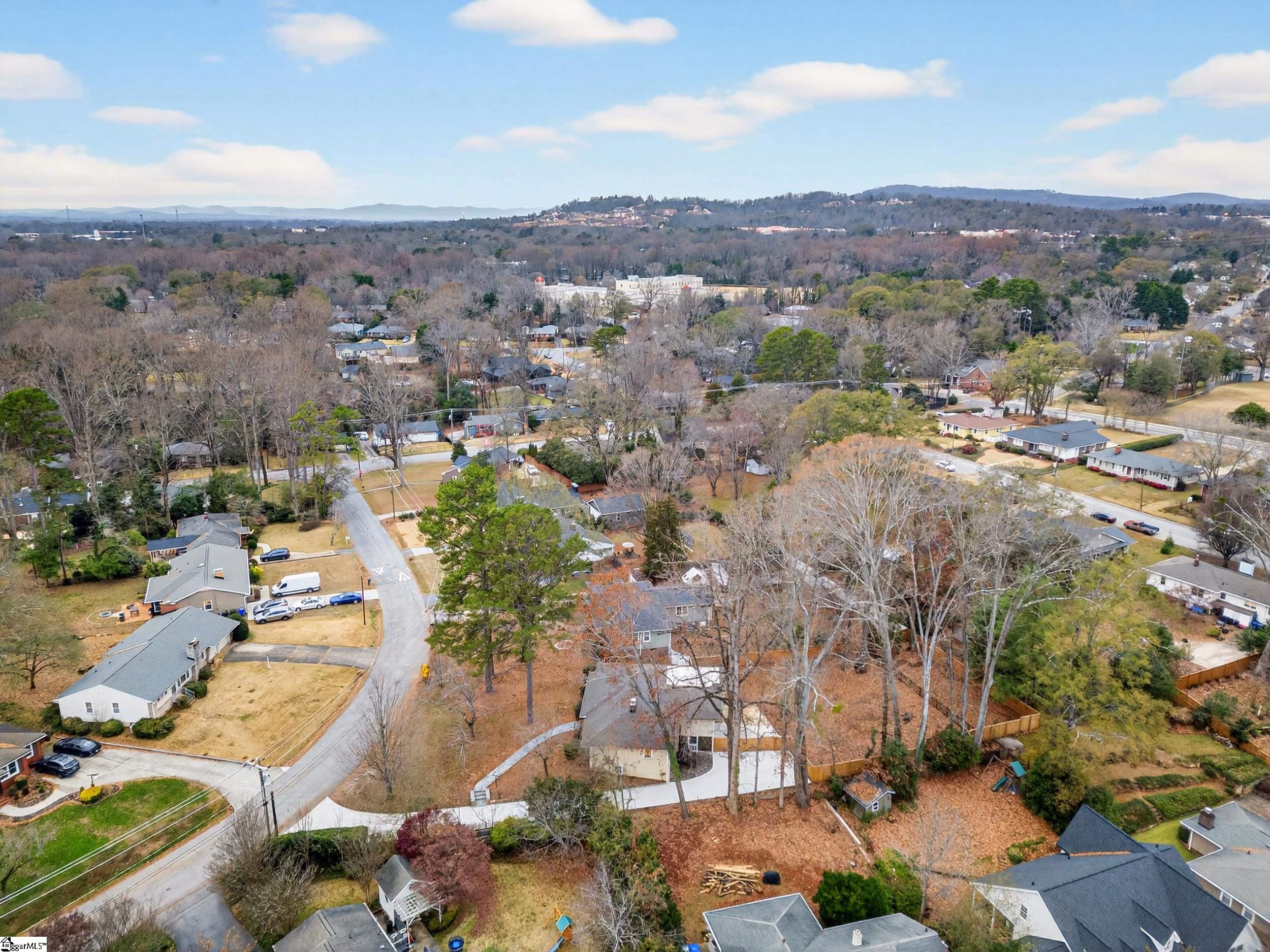 Greenville, South Carolina 29609, United States, 4 Bedrooms Bedrooms, ,2 BathroomsBathrooms,Residential,Active,252356