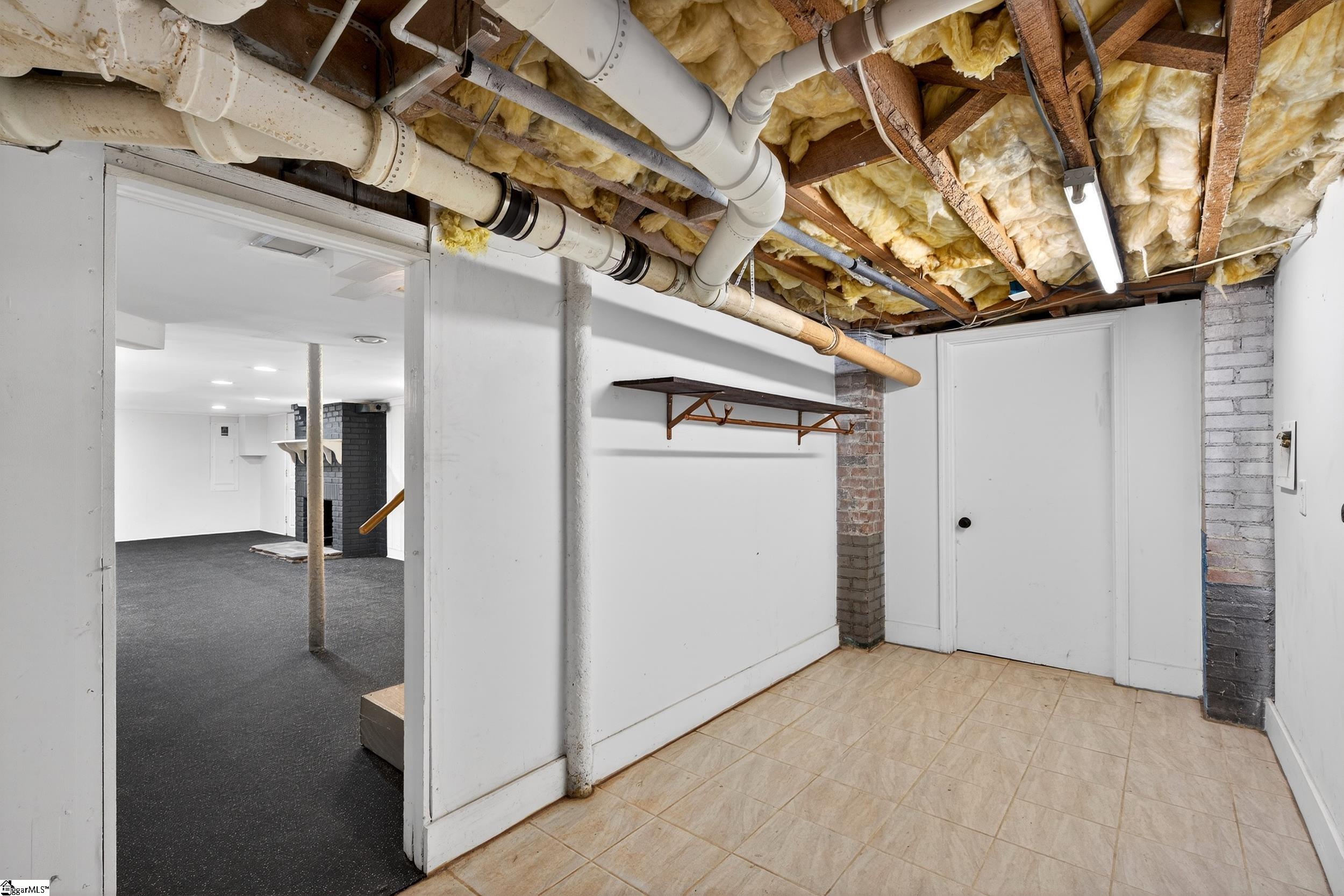 Greenville, South Carolina 29609, United States, 4 Bedrooms Bedrooms, ,2 BathroomsBathrooms,Residential,Active,252356