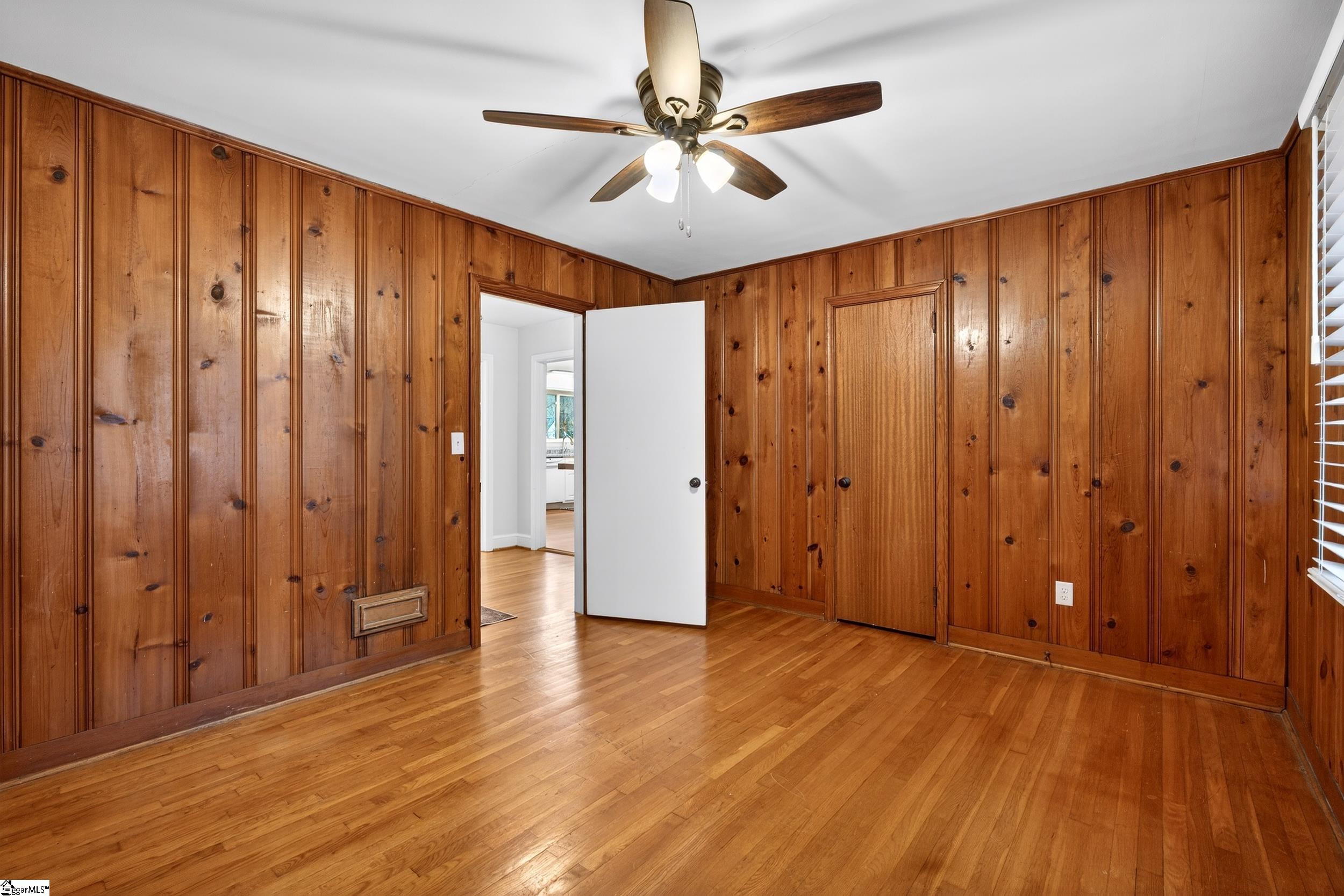 Greenville, South Carolina 29609, United States, 4 Bedrooms Bedrooms, ,2 BathroomsBathrooms,Residential,Active,252356