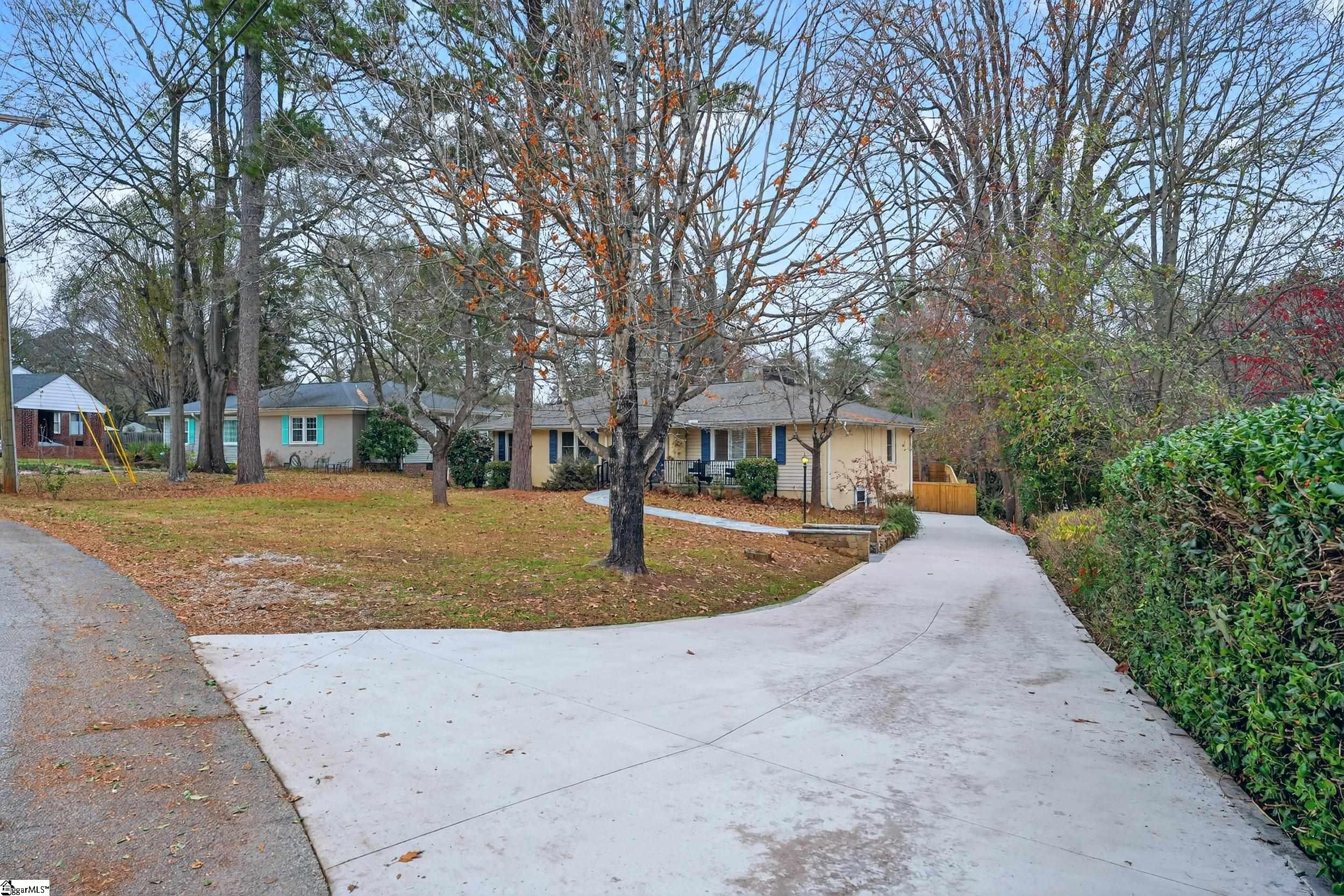 Greenville, South Carolina 29609, United States, 4 Bedrooms Bedrooms, ,2 BathroomsBathrooms,Residential,Active,252356