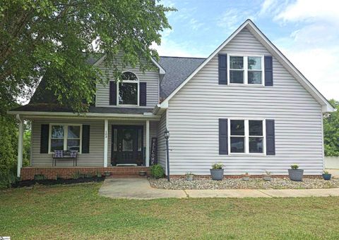 Photo of 103 Lyndhurst Drive, Anderson, SC 29621 (MLS # 1590338)