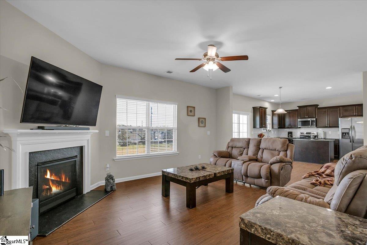 Greer, South Carolina 29651, United States, 4 Bedrooms Bedrooms, ,3 BathroomsBathrooms,Residential,Active,105044